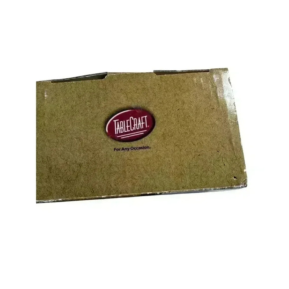 New Tablecraft Enamel Salt & Pepper Shakers, White - Picture 3 of 10